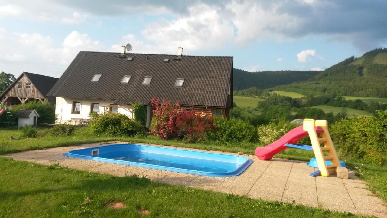 Apartman V Chaloupce Na Vrsku Bernartice  Екстер'єр фото