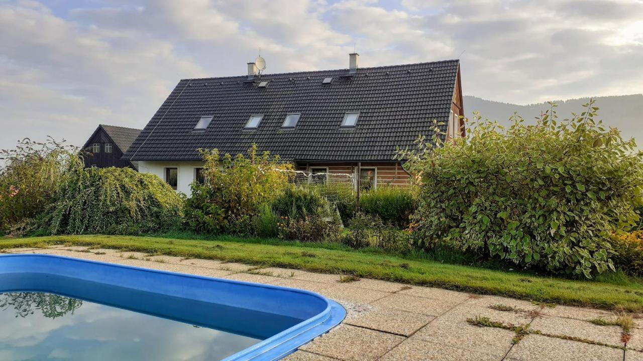 Apartman V Chaloupce Na Vrsku Bernartice  Екстер'єр фото
