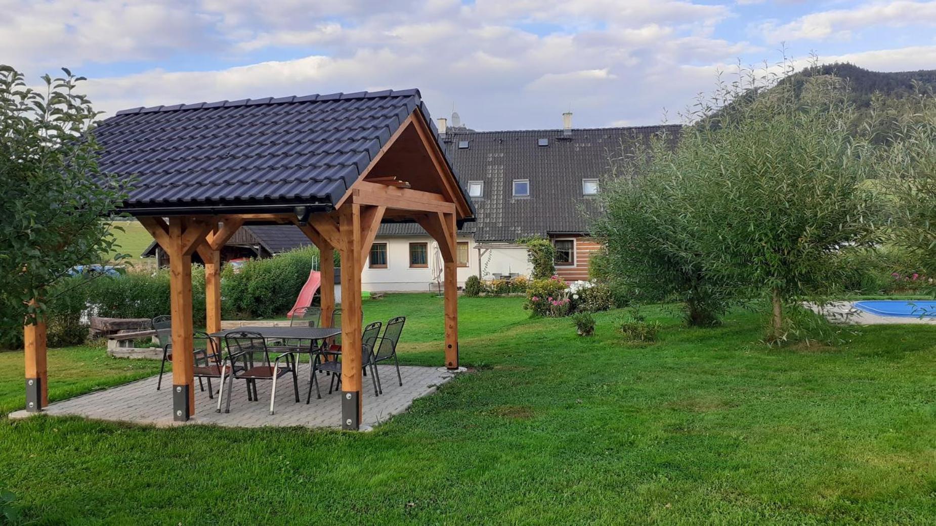 Apartman V Chaloupce Na Vrsku Bernartice  Екстер'єр фото