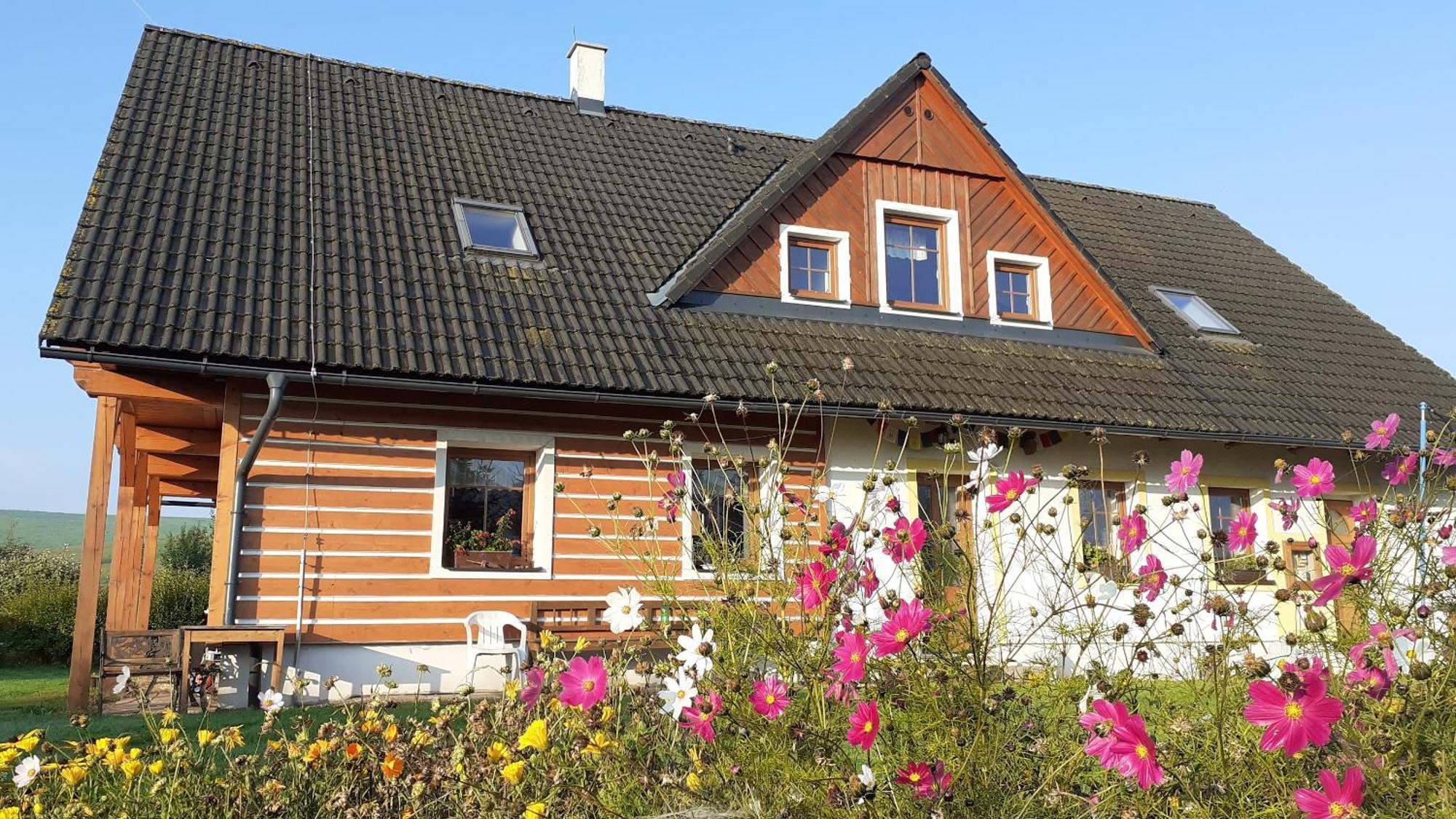 Apartman V Chaloupce Na Vrsku Bernartice  Екстер'єр фото